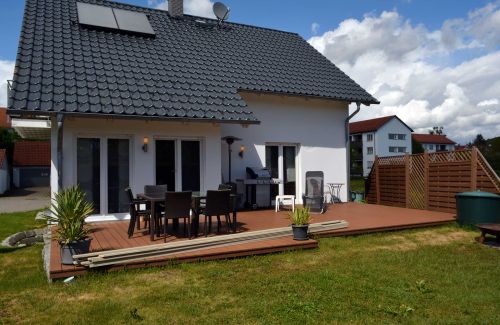 Einfamilienhaus in Waldburg mit Terrasse & Garten  - Obj. 0106